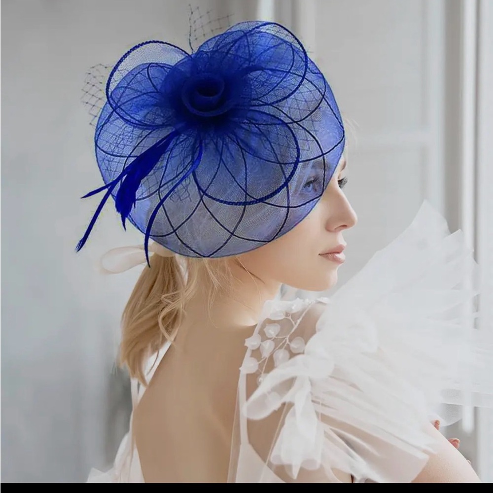 Elegant Blue Fascinator Hat